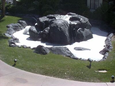 owned_fountain02.jpg